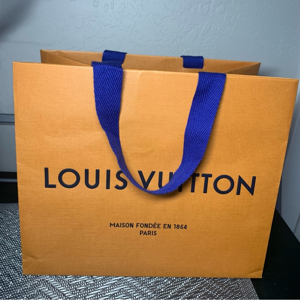 SALE !!  Louis Vuitton Paper Bag